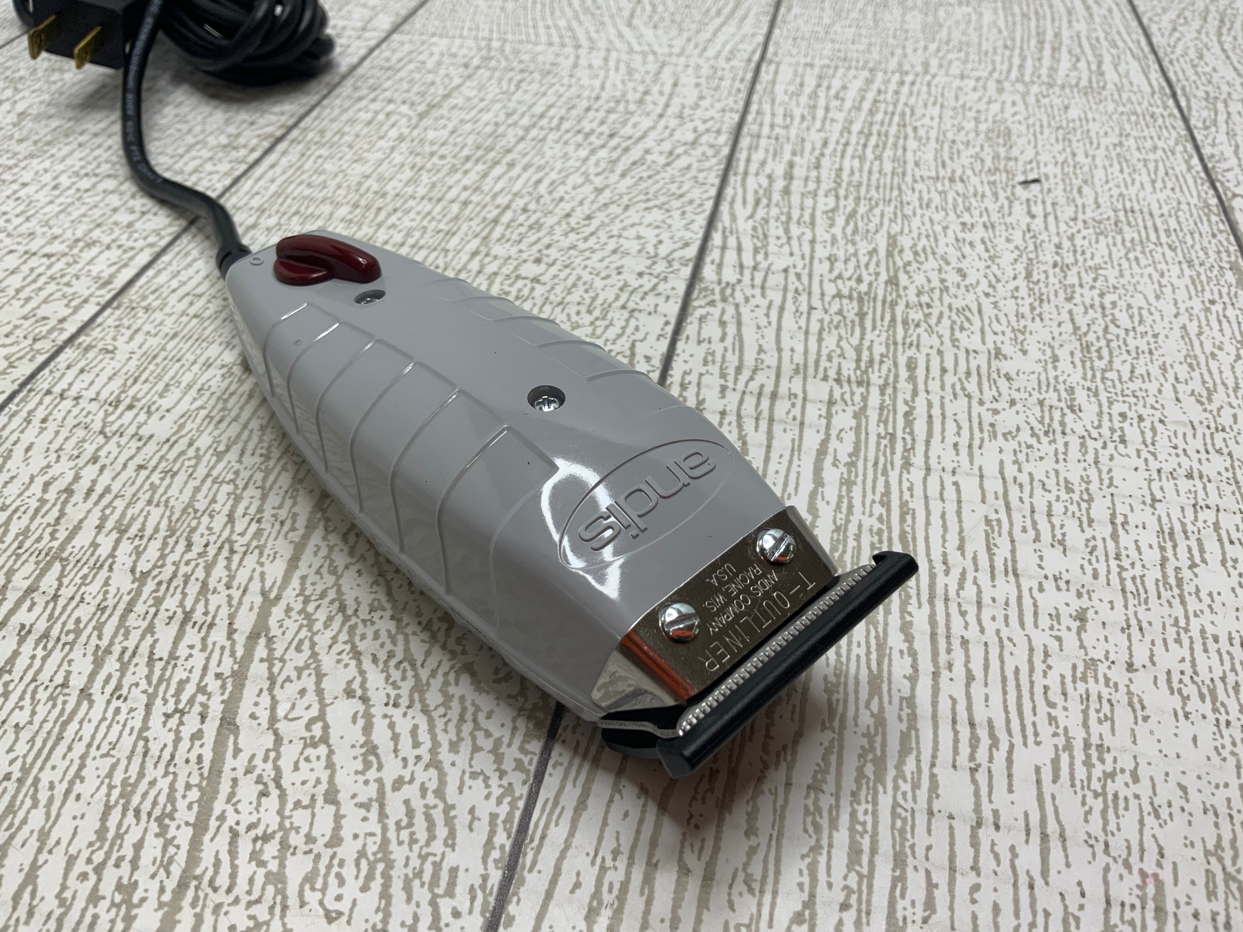 Andis 04710 Professional T-Outliner Beard & Hair Trimmer (8038452429038)